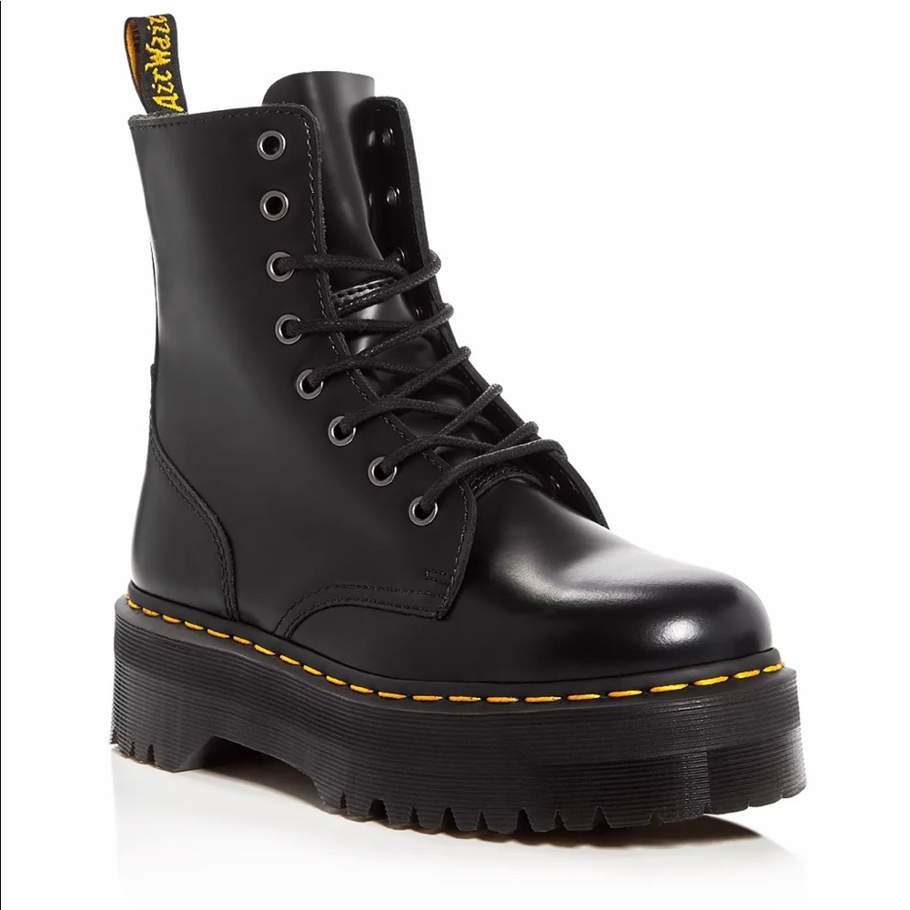 LIKE NEW JADON DR. MARTENS